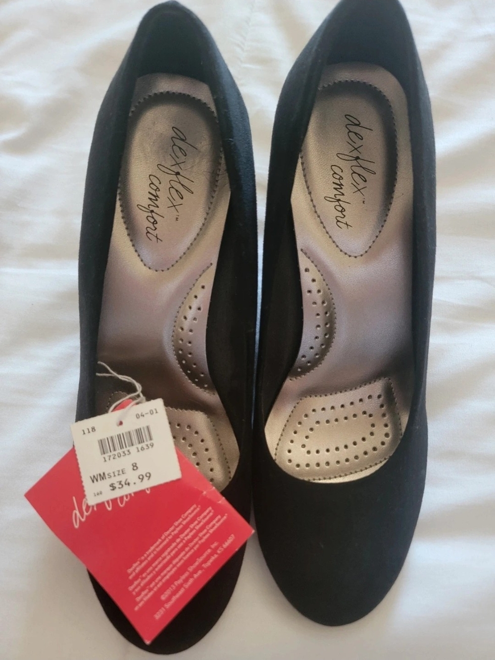 dexflex comfort Black Women's Closed-Toe Slip-On Heels